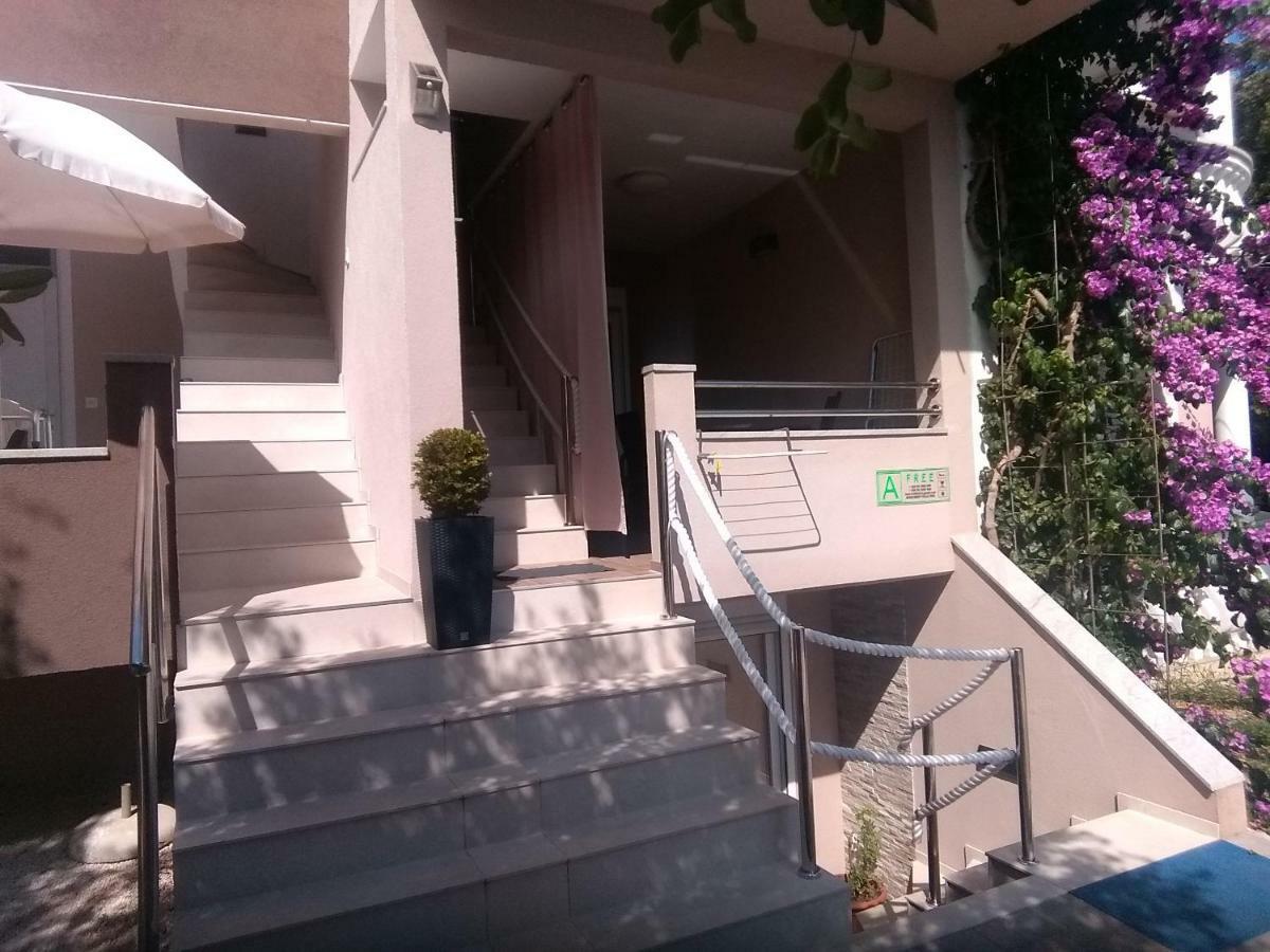 Apartment Vila Nina Petrcane Εξωτερικό φωτογραφία